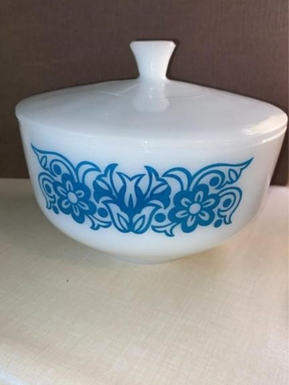Vintage Federal Milk Glass Casserole dish with lid 2.5QT, blue floral scroll